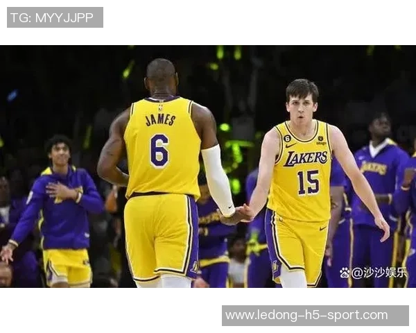雷迪克谈首发阵容调整詹姆斯缺阵让球队选择变得更加复杂